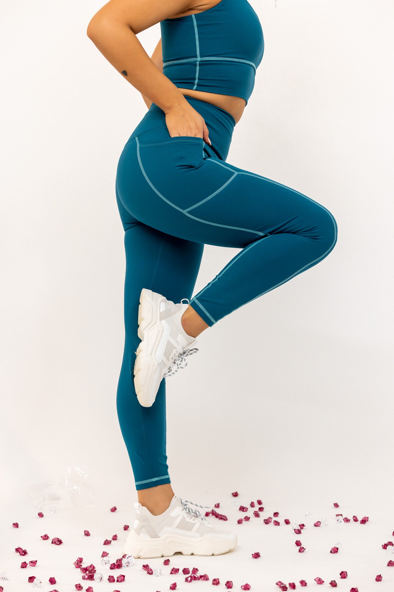 Women's Active Leggings Featuring Star Accents Down the Sides. (6